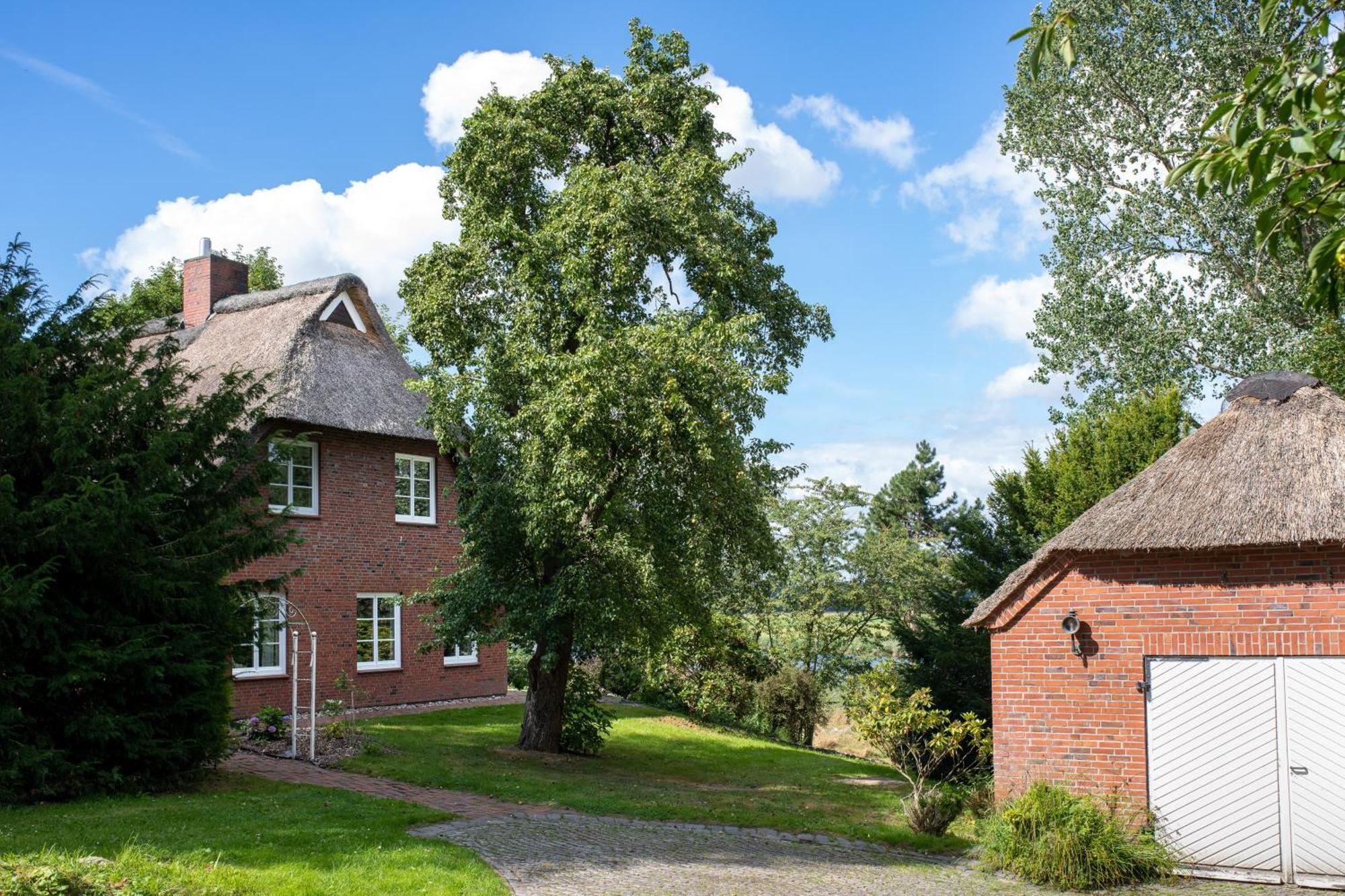 Reetdachhaus Eiderblick Breiholz Exterior foto