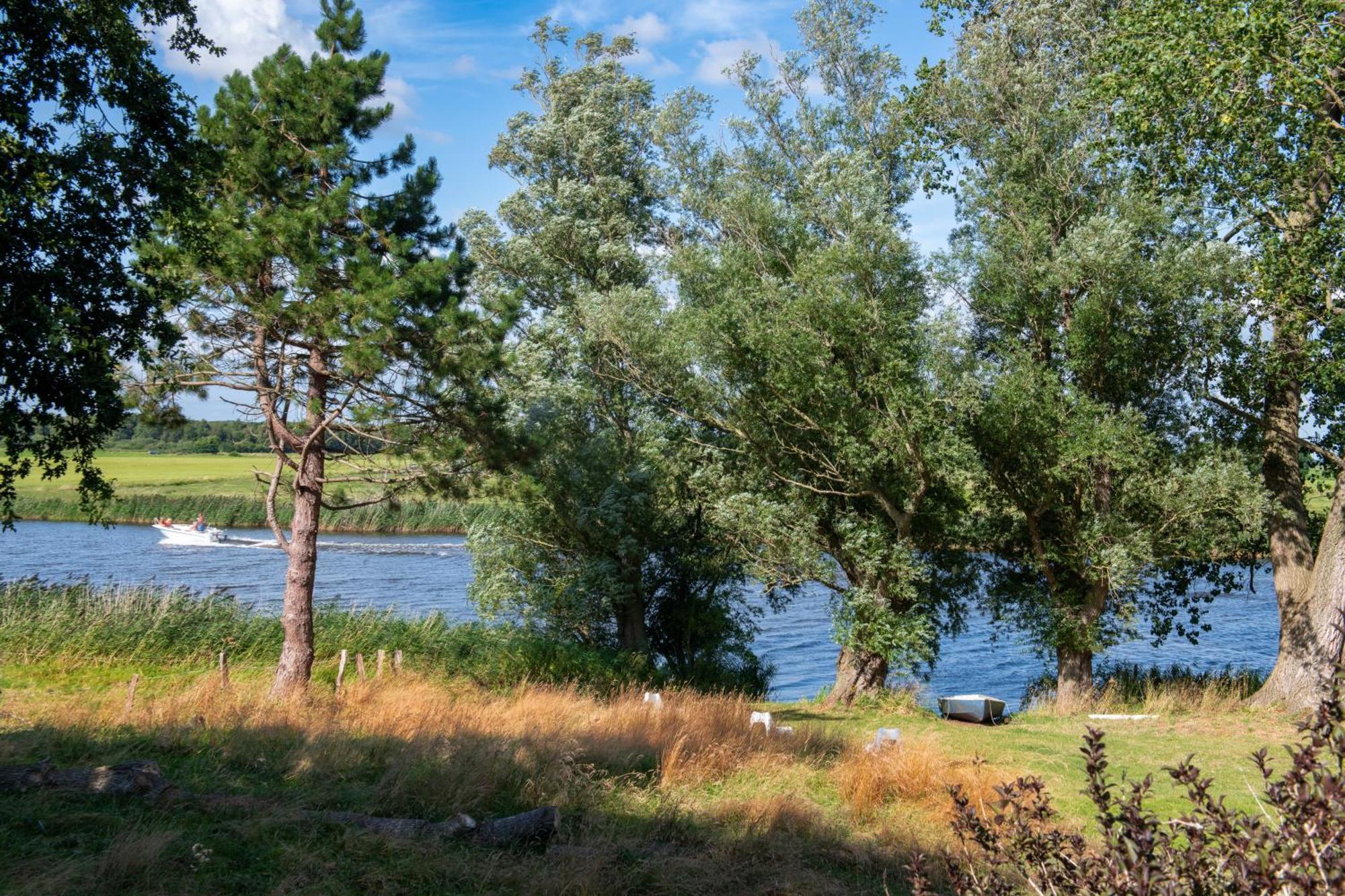 Reetdachhaus Eiderblick Breiholz Exterior foto